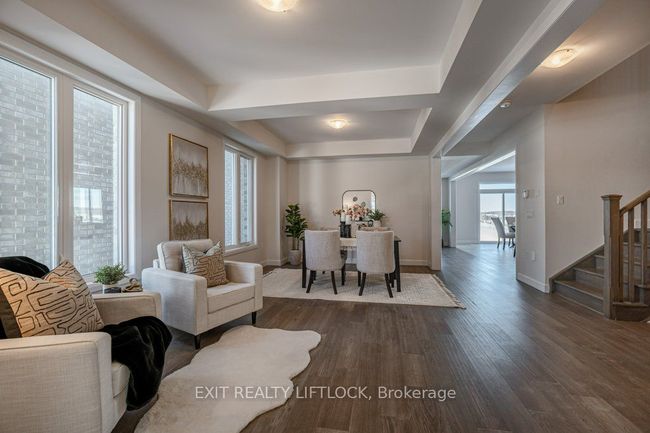 715 Latimer Way, House other with 4 bedrooms, 4 bathrooms and 2 parking in Peterborough ON | Image 6
