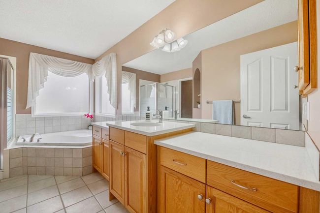 226 Everwillow Close Sw, House other with 5 bedrooms, 4 bathrooms and 4 parking in Calgary AB | Image 27