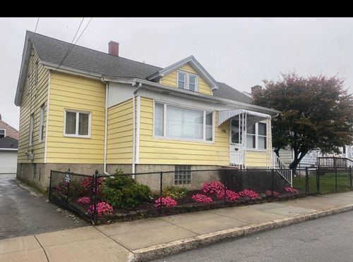198 John St, Fall River, MA, 02721-2826 | Card Image