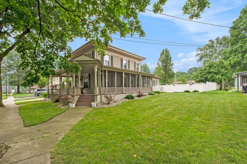 252 Church St, Saranac, MI, 48881-9718 | Card Image