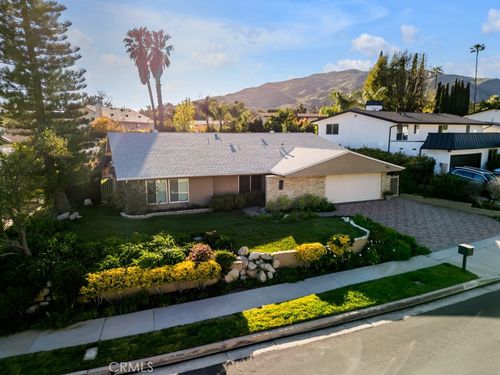 13123 Whistler Ave, Granada Hills, CA, 91344-1140 | Card Image