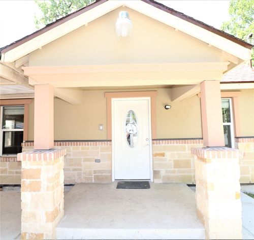 749 Rosie St, Houston, TX, 77091-3210 | Card Image