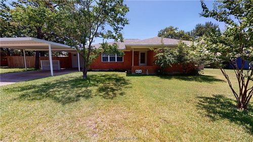 806 Gilchrist Ave, College Station, TX, 77840-2512 | Card Image