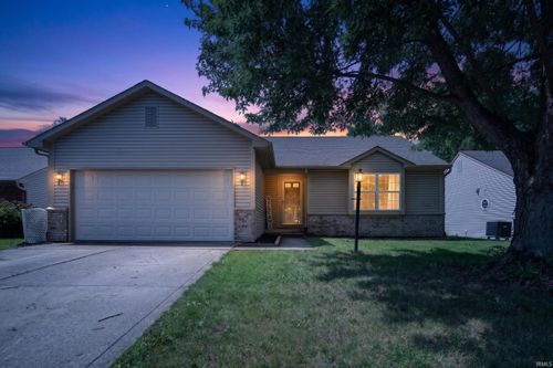 818 Spingwater Road, Kokomo, IN, 46902 | Card Image
