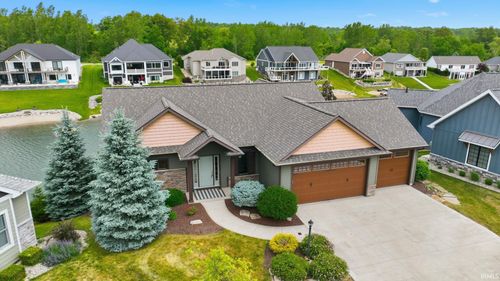 215 Lane 282b Hamilton Lk, Hamilton, IN, 46742-9114 | Card Image