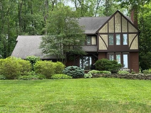 1970 Burnetts Corner Rd, Wooster, OH, 44691-9743 | Card Image