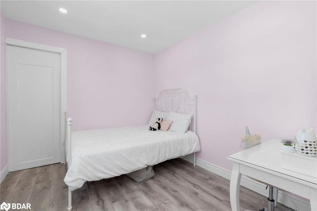 203 Camilla Cres, House other with 5 bedrooms, 2 bathrooms and 6 parking in Thornton ON | Image 27