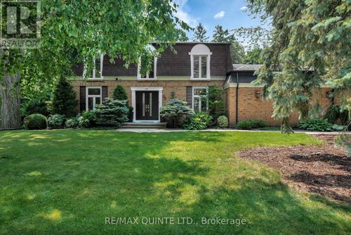 22 Forest Hill Cres, Belleville, ON, K8N4M5 | Card Image