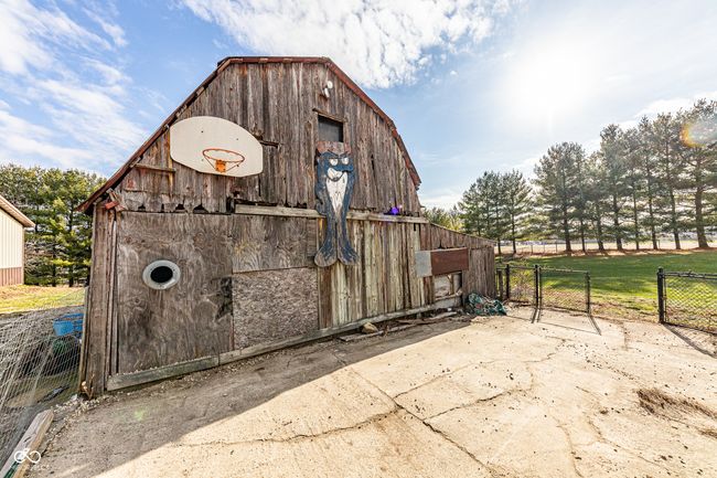 4533 W 600 N, House other with 3 bedrooms, 2 bathrooms and null parking in Fairland IN | Image 32