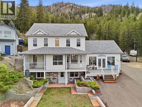 4948 Woodland Court, Kamloops, BC, V2C6V5 | Card Image