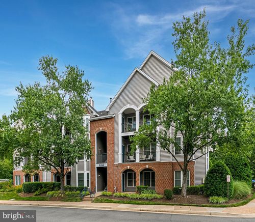 unit-202-20419 Riverbend Sq, STERLING, VA, 20165-4310 | Card Image