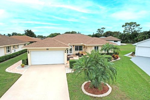10668 Greentrail Dr S, Boynton Beach, FL, 33436-4918 | Card Image