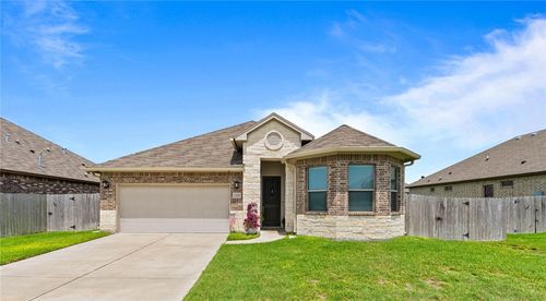 2201 Aquila St, Corpus Christi, TX, 78414-2748 | Card Image