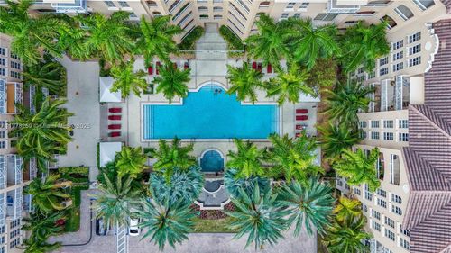 apt-127-3001 Ne 185th St, Aventura, FL, 33180-3338 | Card Image