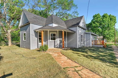 702 S 4th St, Bonham, TX, 75418-4605 | Card Image