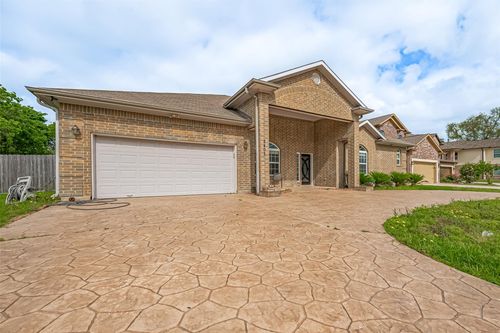 2403 Ranna Ct, Sugar Land, TX, 77498-6353 | Card Image