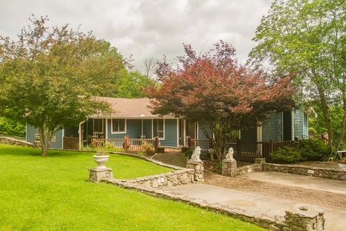 692 Tanglewood Dr, Woodbury, TN, 37190-1655 | Card Image