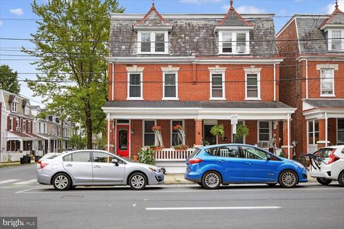 658 W Walnut St, LANCASTER, PA, 17603-3350 | Card Image