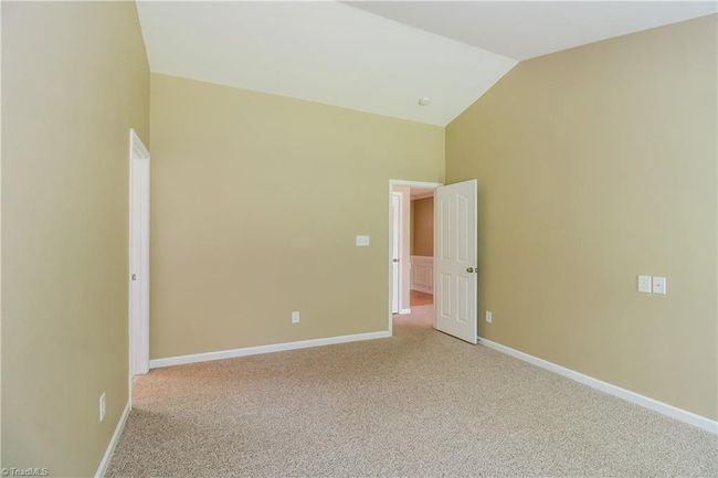 3365 Lilliefield Ln, House other with 3 bedrooms, 2 bathrooms and null parking in High Point NC | Image 6