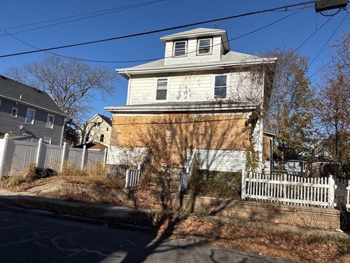 139 Babcock St, Providence, RI, 02905-1405 | Card Image