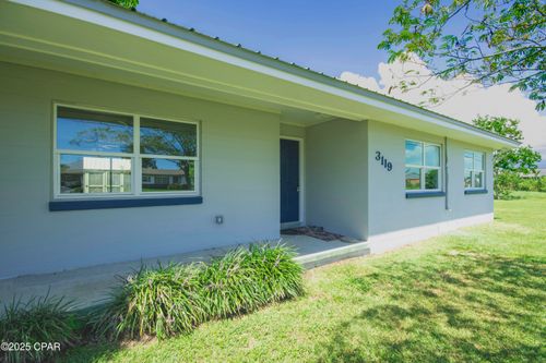 3119 W 23rd Ct, Panama City, FL, 32405-1702 | Card Image