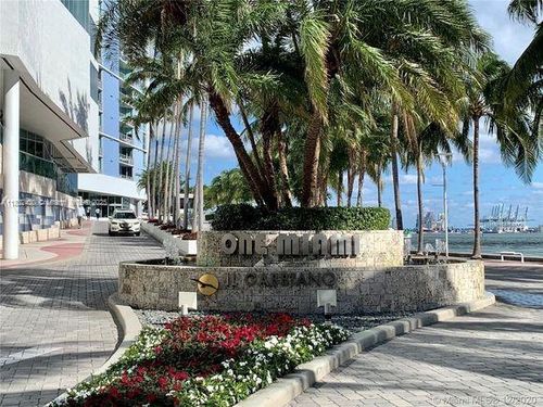 apt-505-335 S Biscayne Blvd, Miami, FL, 33131-2335 | Card Image
