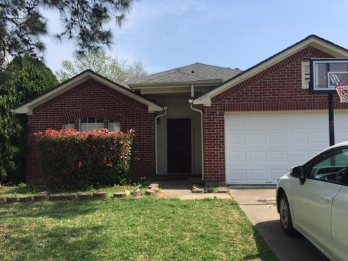 4401 Egret Dr, Seabrook, TX, 77586-2558 | Card Image