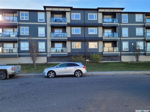 6202-112 Willis Cres, Saskatoon, SK, S7T0N3 | Card Image
