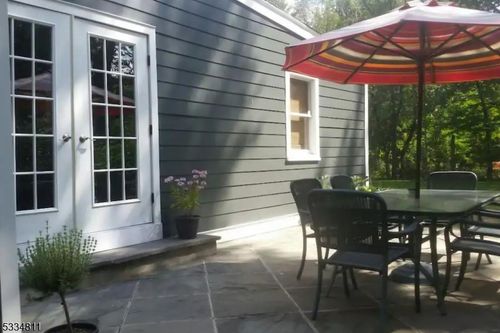 33 Meadowview Rd, Millington, NJ, 07946-1319 | Card Image