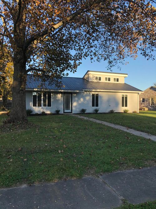 425 Quail Run Rd, Versailles, KY, 40383-1501 | Card Image