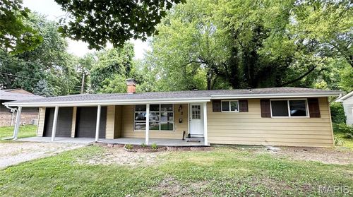22 Belle Crest Dr, Belleville, IL, 62221-5513 | Card Image