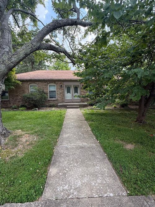 3342 Pepperhill Rd, Lexington, KY, 40502 | Card Image