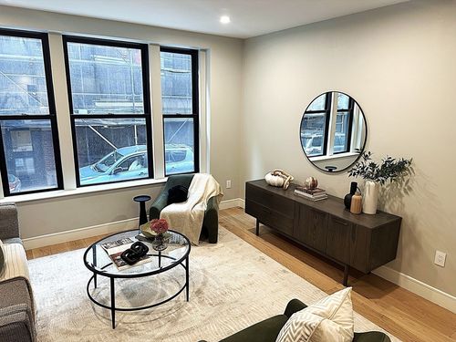 1-14 N Bennet St, Boston, MA, 02113-1979 | Card Image