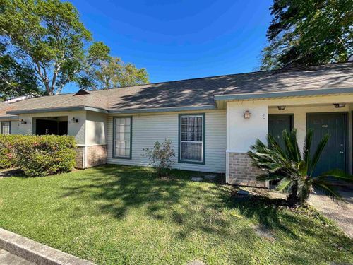 10e-402 Lee Dr, Baton Rouge, LA, 70808-4989 | Card Image