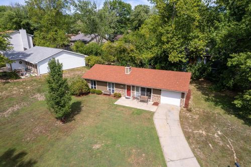 2501 Grandview Cir, COLUMBIA, MO, 65203-7241 | Card Image
