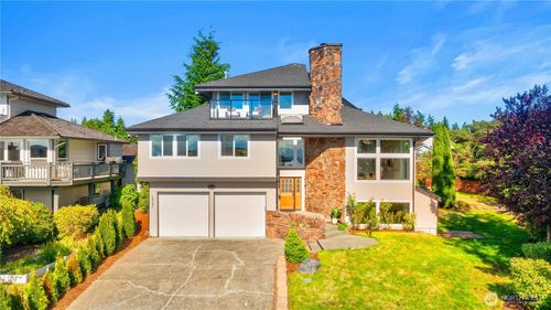 13731 65th Pl W, Edmonds, WA, 98026-3221 | Card Image