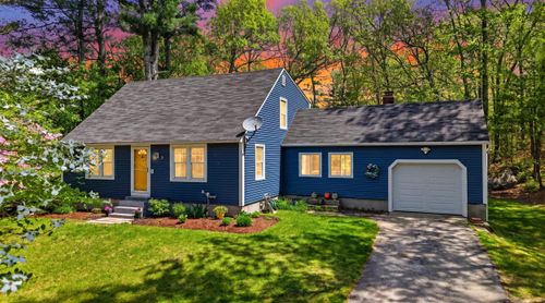 4 Tinker Rd, Merrimack, NH, 03054-4732 | Card Image