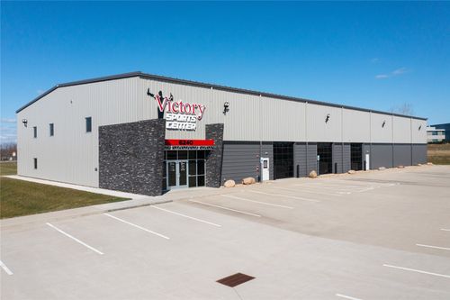 6240 N Gateway Dr, Marion, IA, 52302-7238 | Card Image