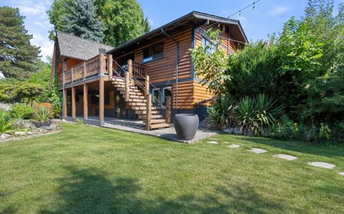 18058 57a Ave, Surrey, BC, V3S1J6 | Card Image