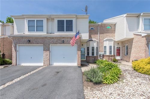 1204 Old Gate Rd, Northampton, PA, 18067-8714 | Card Image