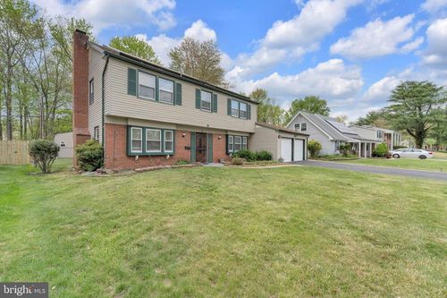 13 Northampton Dr, WILLINGBORO, NJ, 08046-1324 | Card Image