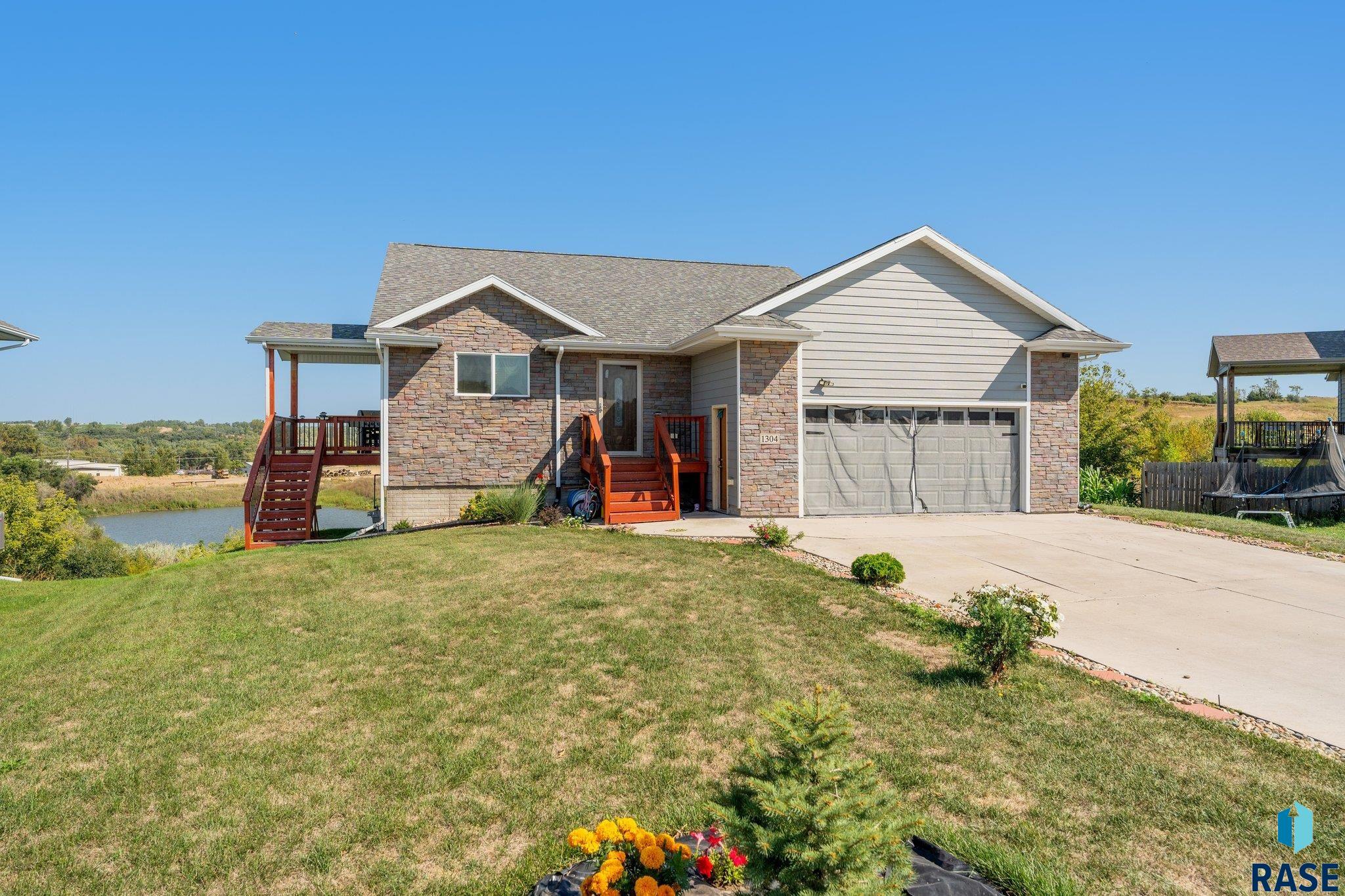 Archer Dr, Sioux Falls, SD 57103