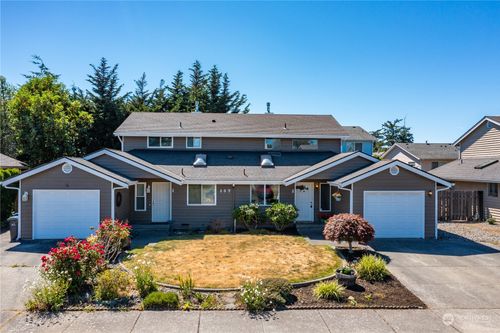 2-187 Ne Nunan Loop, Oak Harbor, WA, 98277-5052 | Card Image