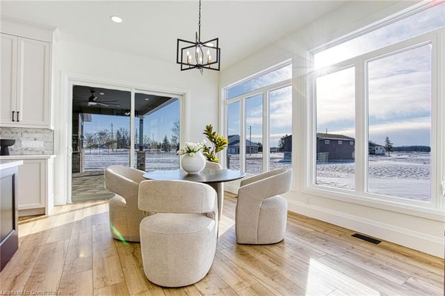 9392 Silver St, House other with 4 bedrooms, 4 bathrooms and 19 parking in Caistor Centre ON | Image 15