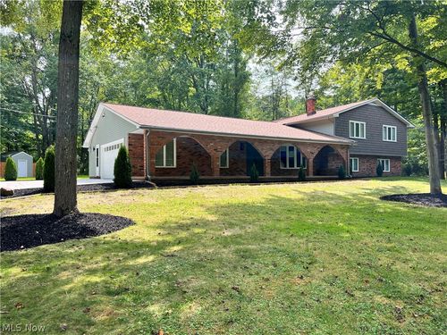 704 Echo Dr, Gates Mills, OH, 44040-9606 | Card Image