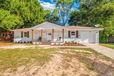 3860 Forest Glen Dr, House other with 3 bedrooms, 2 bathrooms and 1 parking in Pensacola FL | Image 3