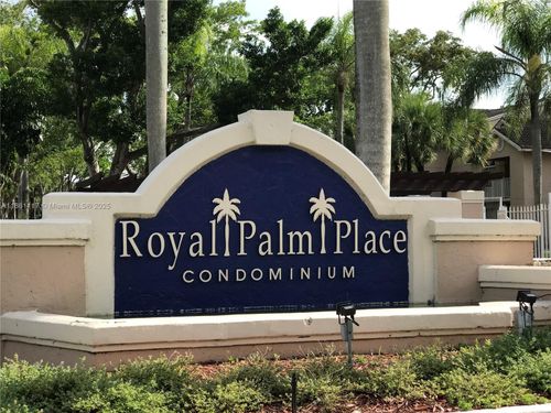 apt-306-15780 Sw 106th Ter, Miami, FL, 33196-4227 | Card Image
