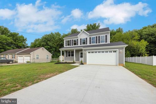 31 N Miller Ave, CARNEYS POINT, NJ, 08069-1501 | Card Image