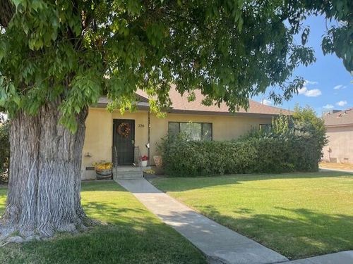 726 Josephine Ave, Corcoran, CA, 93212-1717 | Card Image
