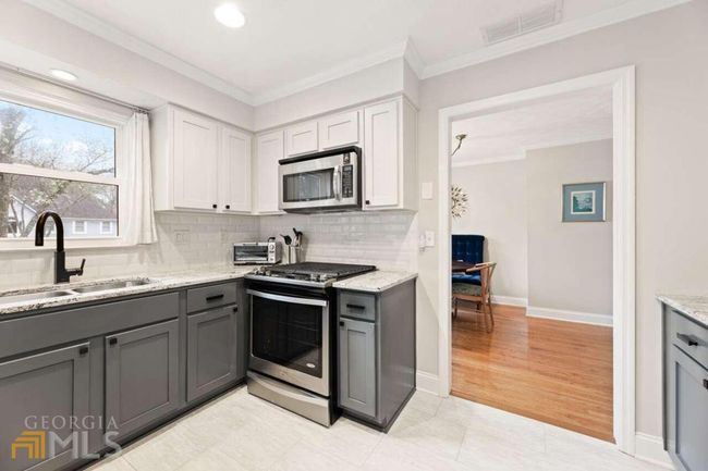 1840 N Creek Cir, House other with 3 bedrooms, 3 bathrooms and 2 parking in Alpharetta GA | Image 11